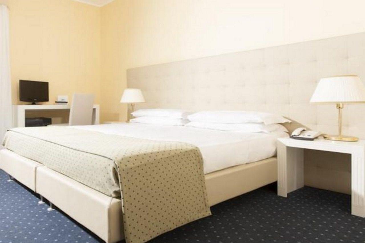 Hotel Gallia & Resort Lido di Jesolo Buitenkant foto