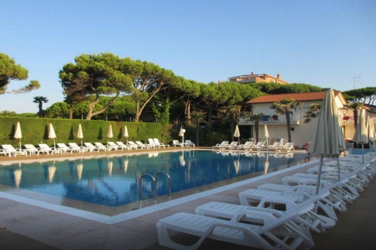 Hotel Gallia & Resort Lido di Jesolo Buitenkant foto